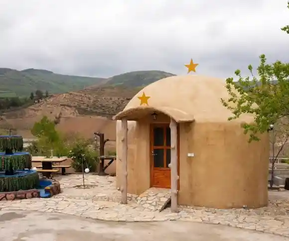 اقامتگاه بومگردی آتیلا-1