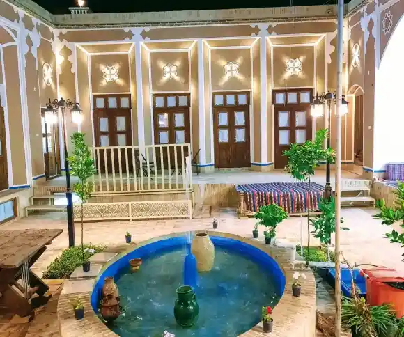 اقامتگاه بومگردی عمارت حوضخانه-1