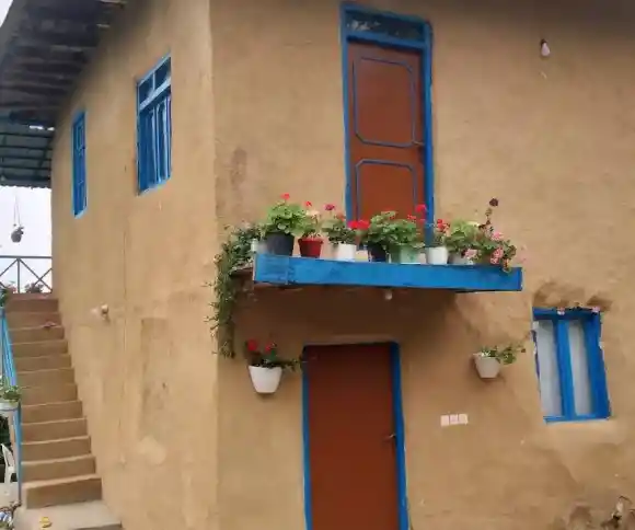 اقامتگاه بومگردی کلاک-1