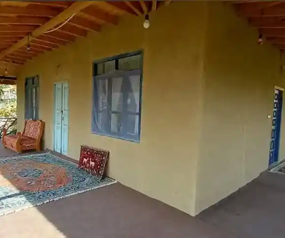 اقامتگاه بومگردی عمویحیی-1