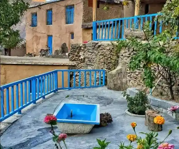 اقامتگاه بومگردی ژین-1