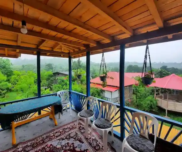 اقامتگاه بومگردی خونه خورشید-1