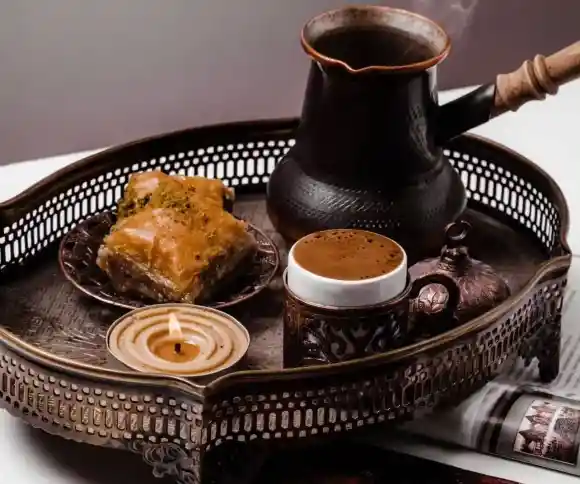 کافه هادومی-1