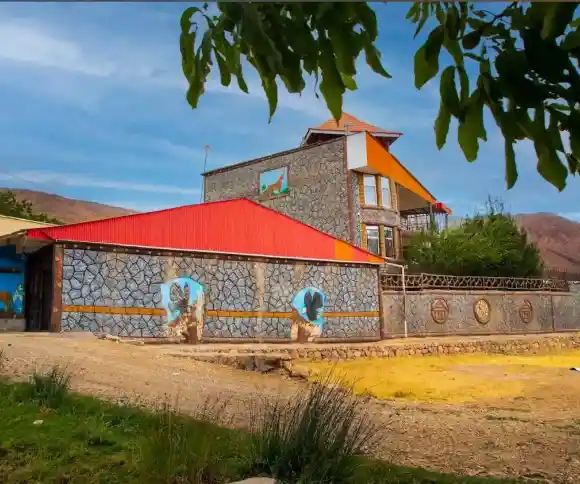 اقامتگاه بومگردی چشمه مروارید-1