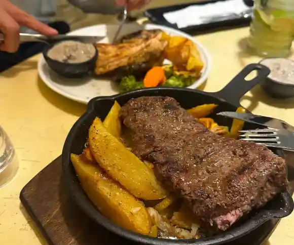 رستوران برگاموت-1