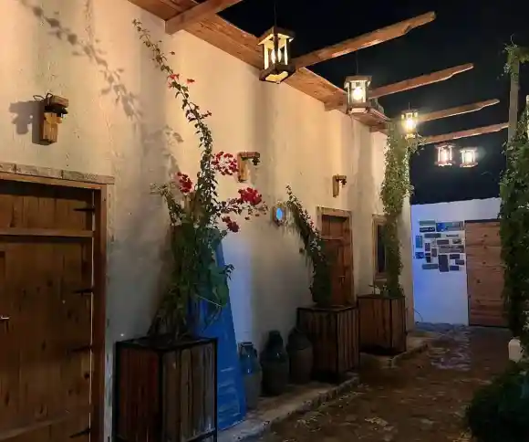 اقامتگاه بومگردی خونه هنگام-1