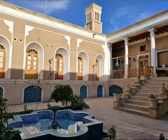 بوتیک هتل اسفنجان-1