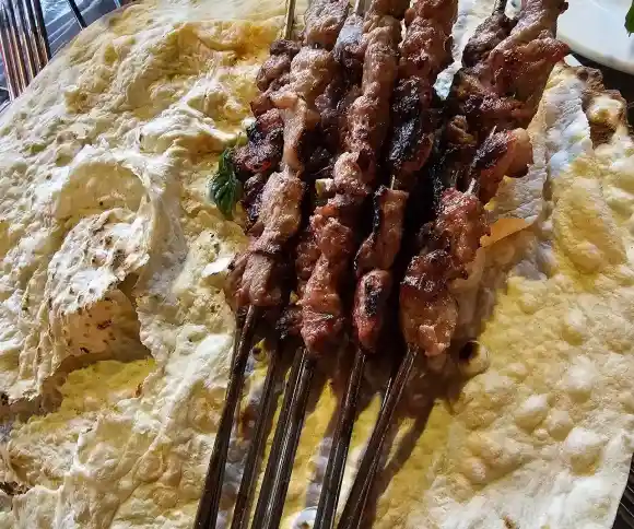 رستوران کباب سنتی جی جیان-1