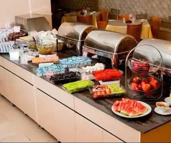 هتل پیروزی-1