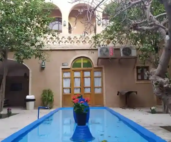 اقامتگاه سنتی سروش-1