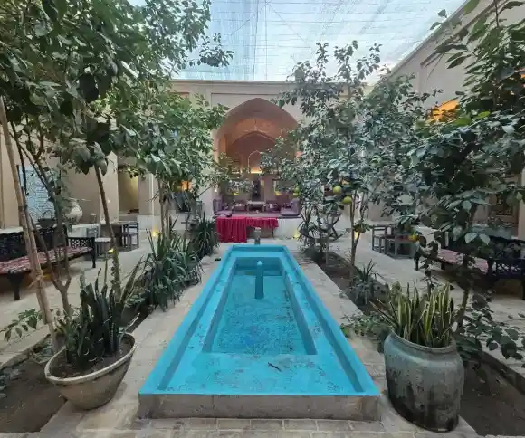 هاستل شهداد-1