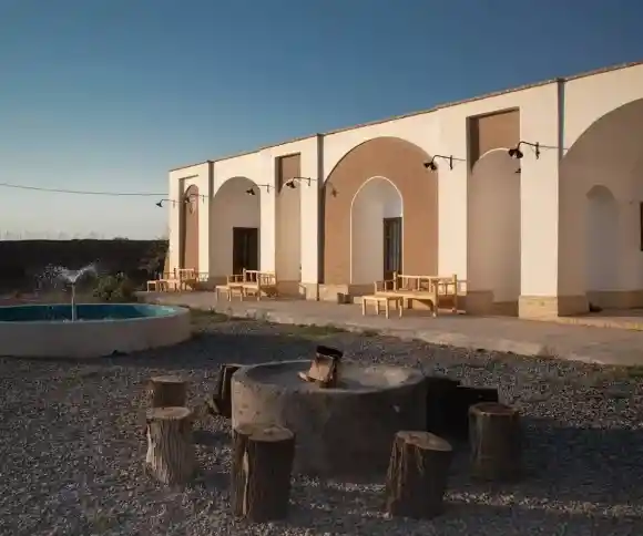 اقامتگاه بومگردی کوشک کویر-1