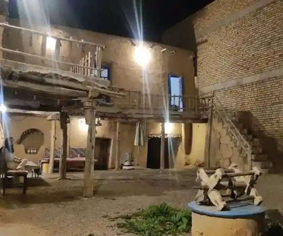 اقامتگاه بومگردی نگین هورامان-1