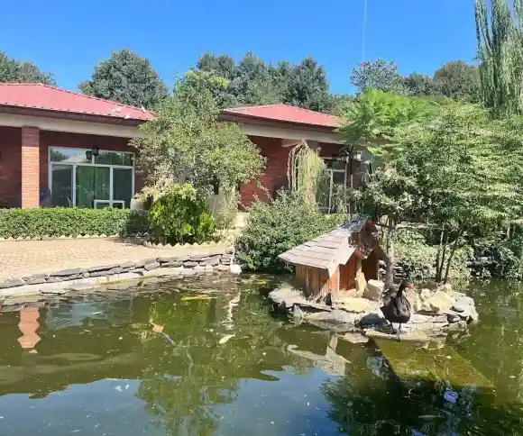 مجتمع گردشگری مزرعه قوها-1