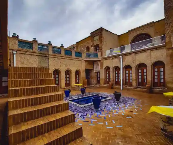 بوتیک هتل صارم الدوله ونوشک-1