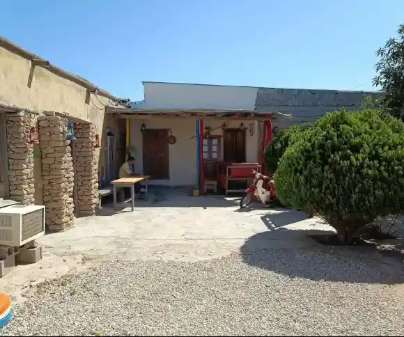 اقامتگاه بومگردی ناخدا علی-1