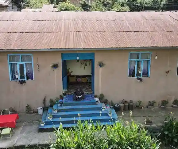 اقامتگاه بومگردی مامن-1