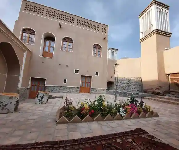 اقامتگاه سنتی افوشتا-1