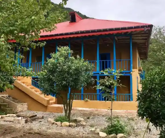 اقامتگاه بومگردی تشگون-1