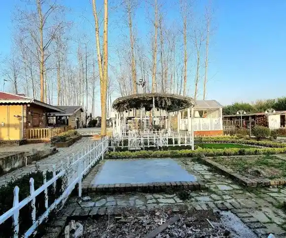 اقامتگاه بومگردی ماه سو-1