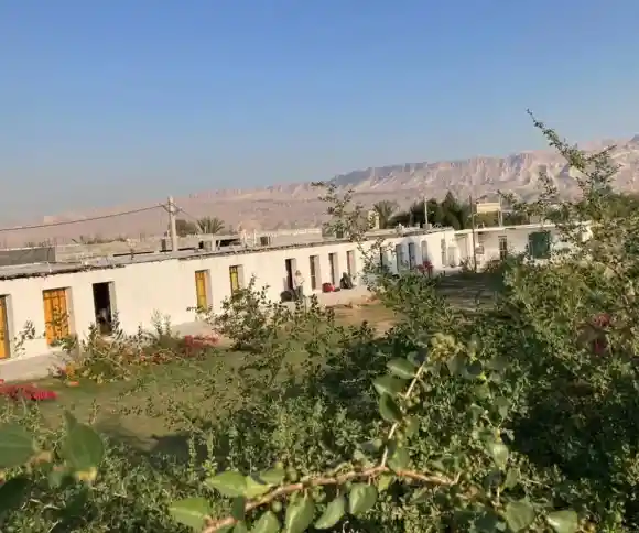 اقامتگاه بومگردی هیلو-1