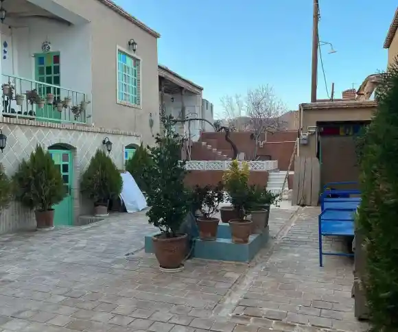 اقامتگاه بومگردی هرمنگان-1