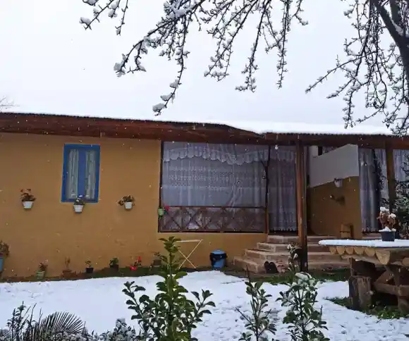 اقامتگاه بومگردی سرای رستم-1