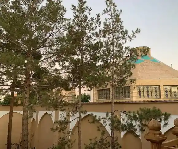 اقامتگاه سنتی شیران-1