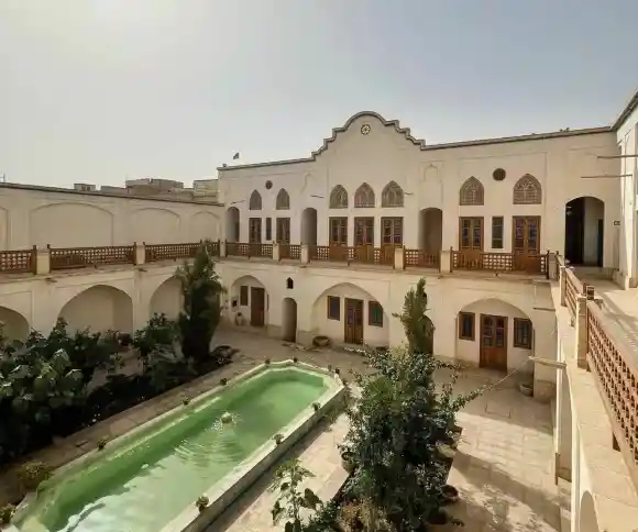 بوتیک هتل خانه مرشدی-1