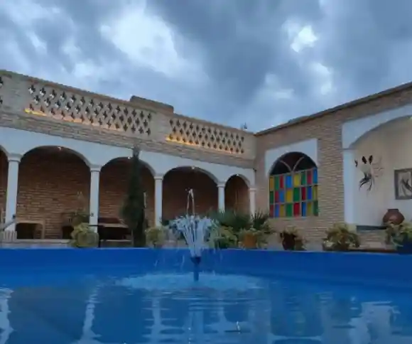 اقامتگاه بومگردی عمارت سرهنگ-1