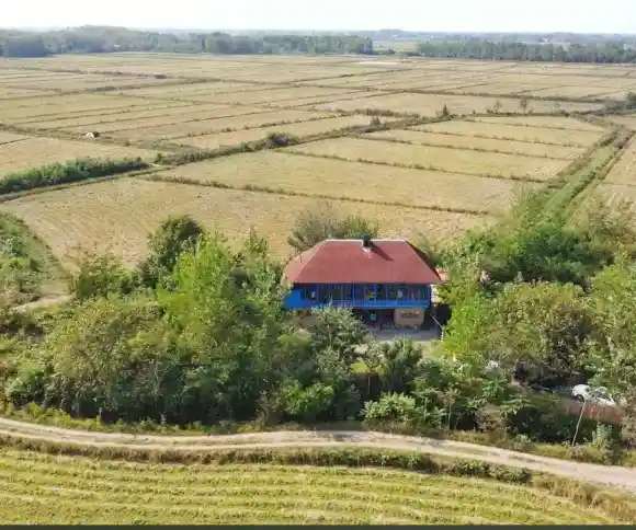 اقامتگاه بومگردی ری را-1