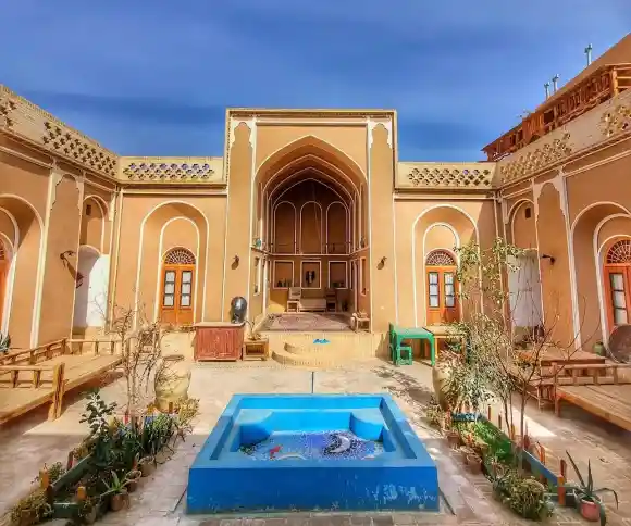 اقامتگاه بومگردی ماه بی بی-1