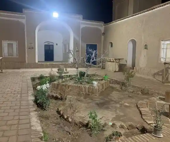 اقامتگاه بومگردی خانه هروی-1