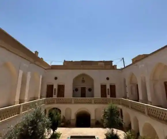 بوتیک هتل سپنج-1