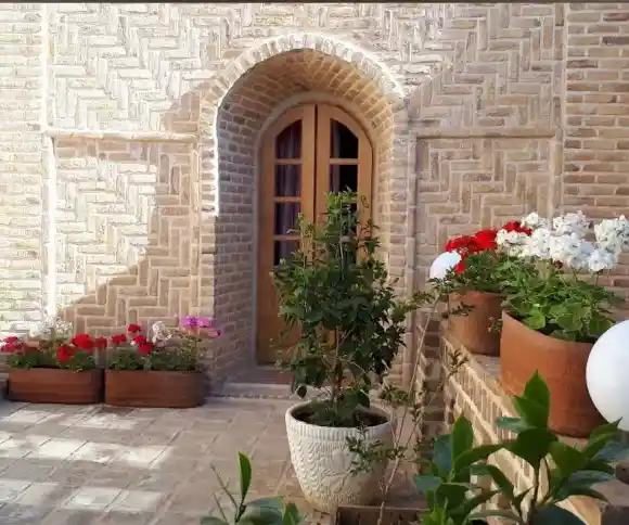 اقامتگاه بومگردی سرای ناظر-1