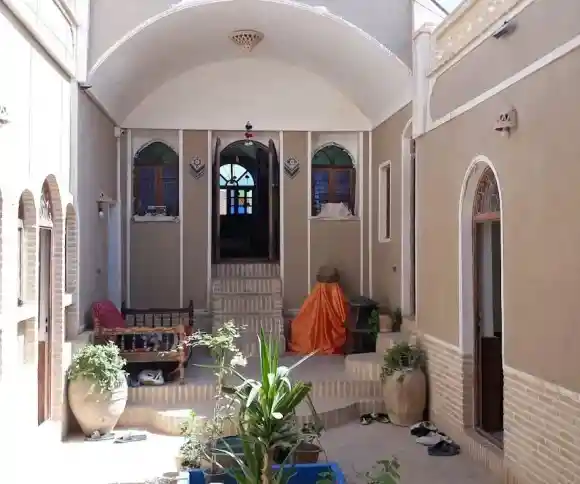 اقامتگاه بومگردی نارین قلعه-1