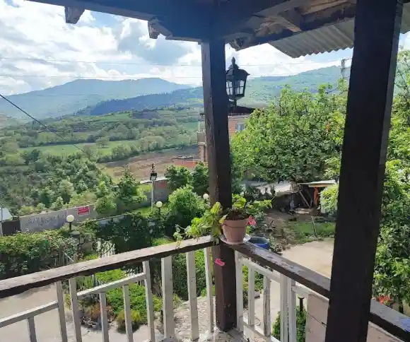 اقامتگاه بومگردی یلدا بانو-1