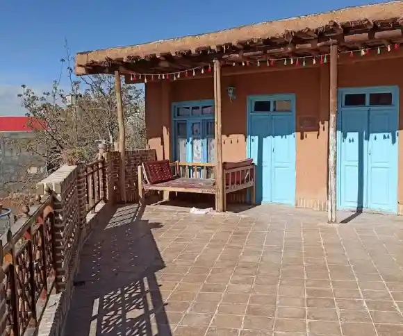 اقامتگاه بومگردی بام بوژان-1