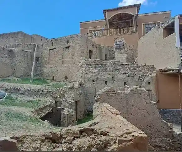 اقامتگاه بومگردی آویلا-1