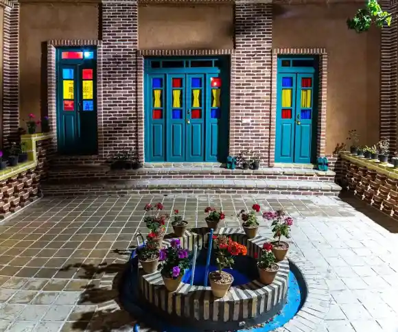 اقامتگاه بومگردی کاشانه بسطام-1