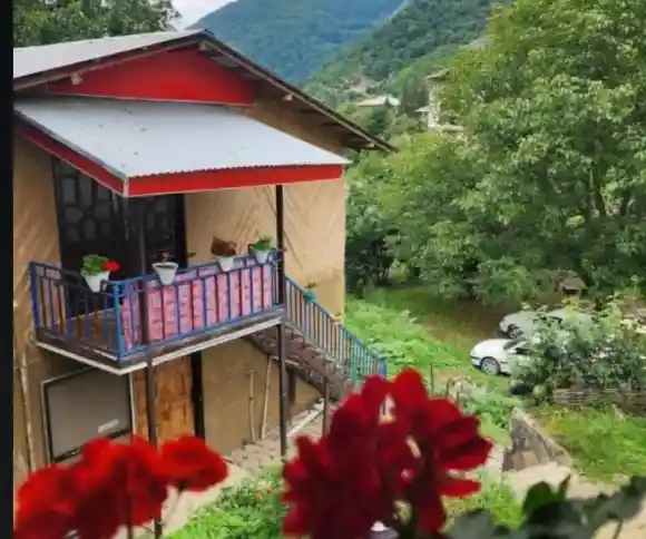 اقامتگاه بومگردی جنت-1