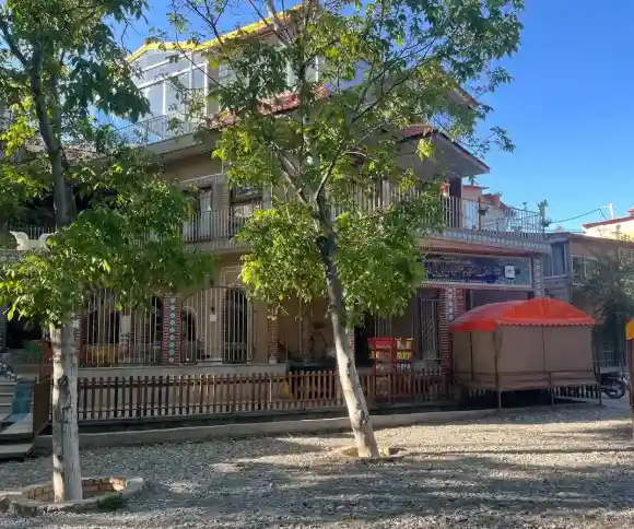 اقامتگاه بومگردی ماه سلطان-1