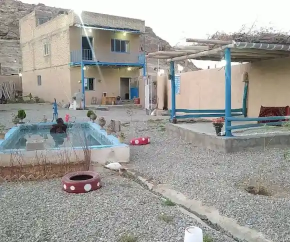 اقامتگاه بومگردی چاورچین-1