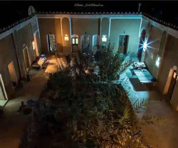 اقامتگاه بومگردی هد-1