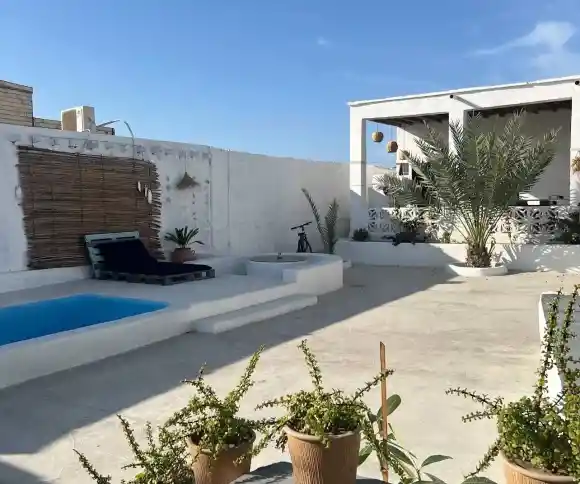 اقامتگاه بومگردی عمارت موت-1