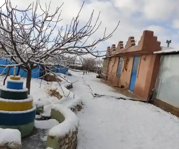 اقامتگاه بومگردی سورنا-1