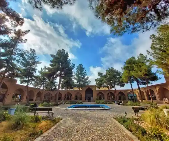 كاروانسرای شاه عباسی نیشابور-1