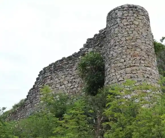 قلعه مارکوه-1