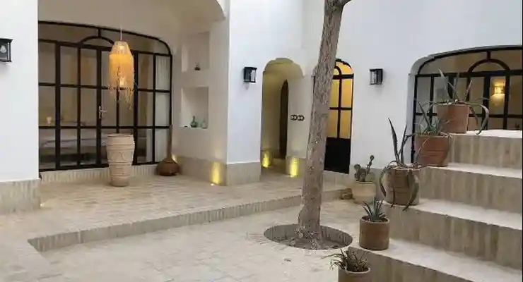 اقامتگاه بومگردی مرکب