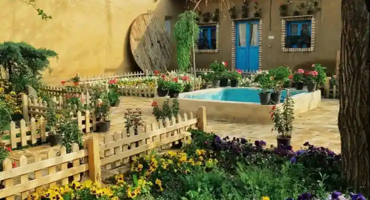 اقامتگاه بومگردی کوچه باغ